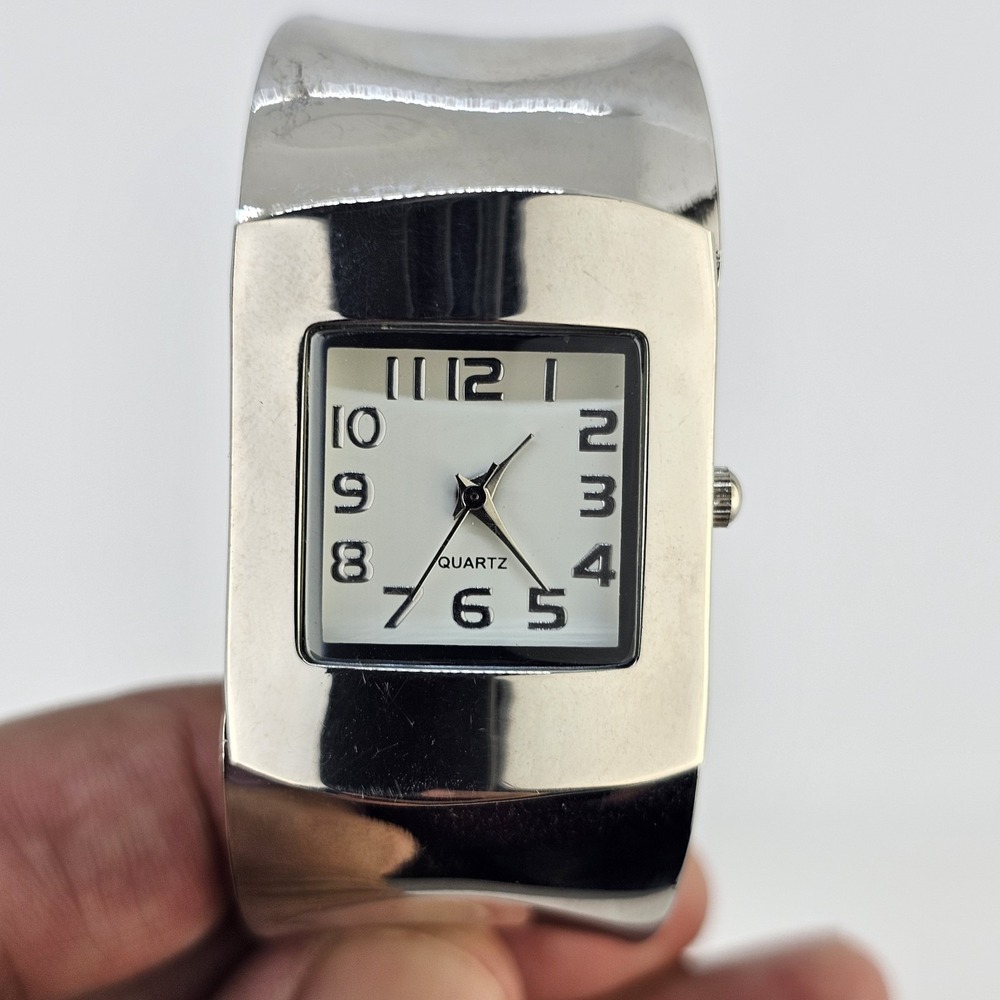 Women's Cuff Bracelet Watch 26MM White Dial Gray Bracelet Bands 5.5" NEW Battery